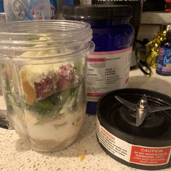 Meet your Posher, Angelica - Picture 5 of 15